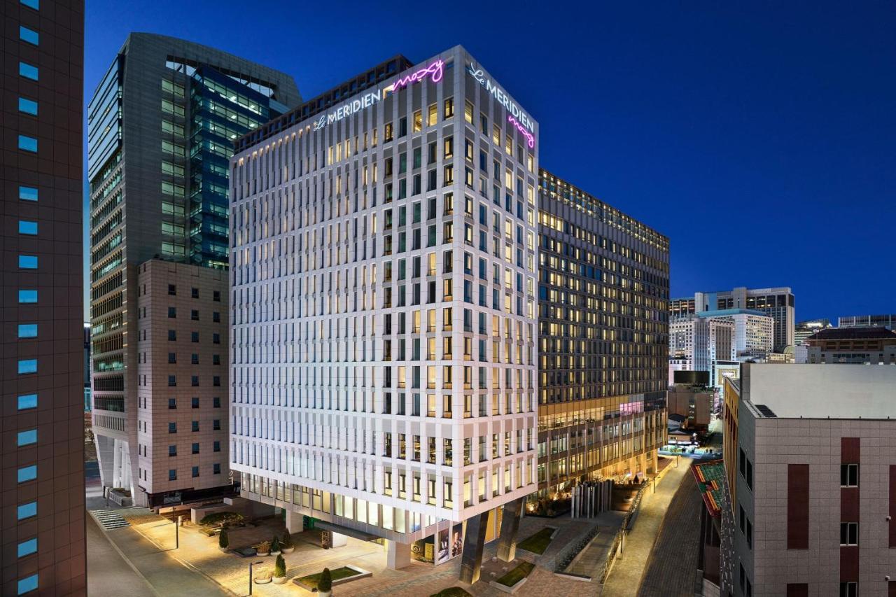 ホテル Moxy Seoul Myeongdong エクステリア 写真